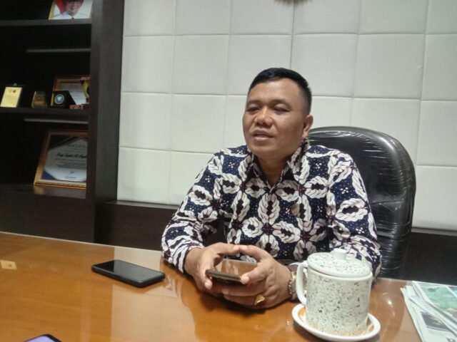 Asep Sopari Al-Ayubi bicara soal utang jamkesda kabupaten tasikmalaya Utang Jamkesda Kabupaten Tasikmalaya