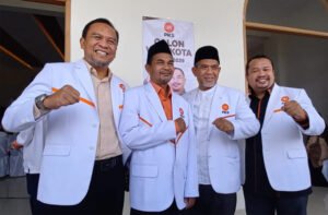 Profil Dede Muharam