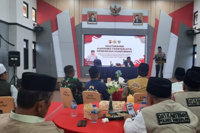 Kapolres Tasikmalaya AKBP Haris Dinzah - Da'i Kamtibmas Kapolres Tasikmalaya AKBP Haris Dinzah