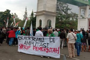 Mahasiswa Tasikmalaya Demo