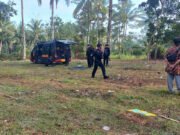 Mortir Diledakkan Unit Jibom Polda Jabar di Kebun Kelapa di Tasikmalaya Mortir diledakkan