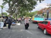 Pelajar Meninggal Dunia Usai Motornya Senggolan dengan Dump Truck, Kondisi Penumpang? pelajar meninggal dunia